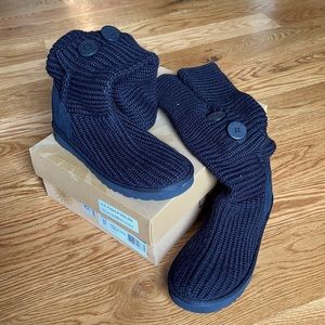 UGG black classic cardi tall boot size 7 brand new
